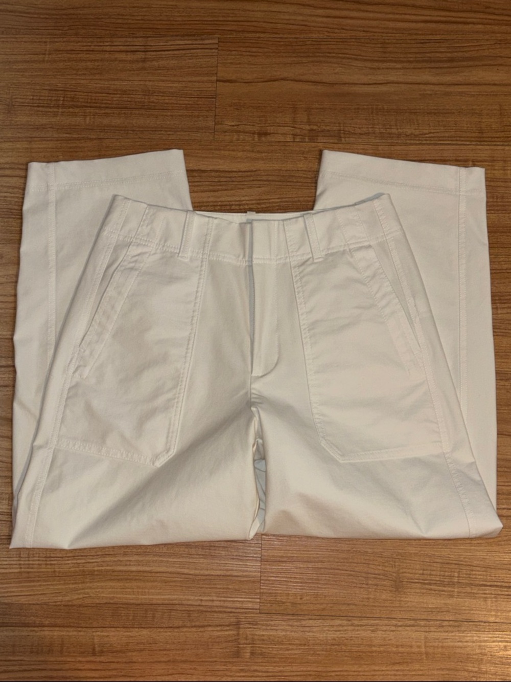 Athleta Skyline High Rise Barrel Leg Pants in Crisp White - Picture 4 of 11